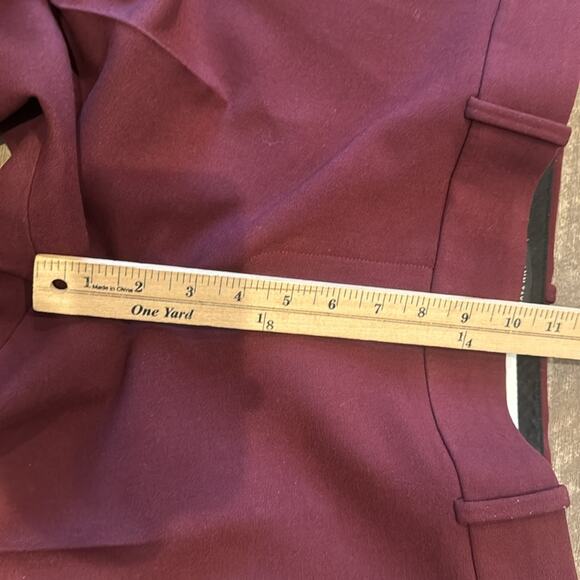 Ann Taylor Women's Devin Fit Ankle Pants Wine Size 10 - Picture 5 of 10